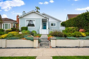 231 Avenue D in Redondo Beach, CA - Building Photo