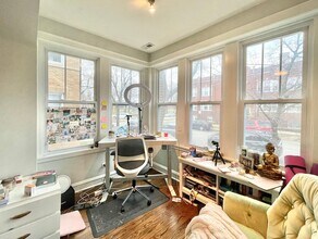 2652 N Harding Ave in Chicago, IL - Building Photo - Building Photo