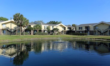 Aventura Orlando Apartments in Orlando, FL - Building Photo - Building Photo
