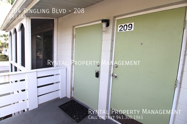 property at 2304 Ringling Blvd