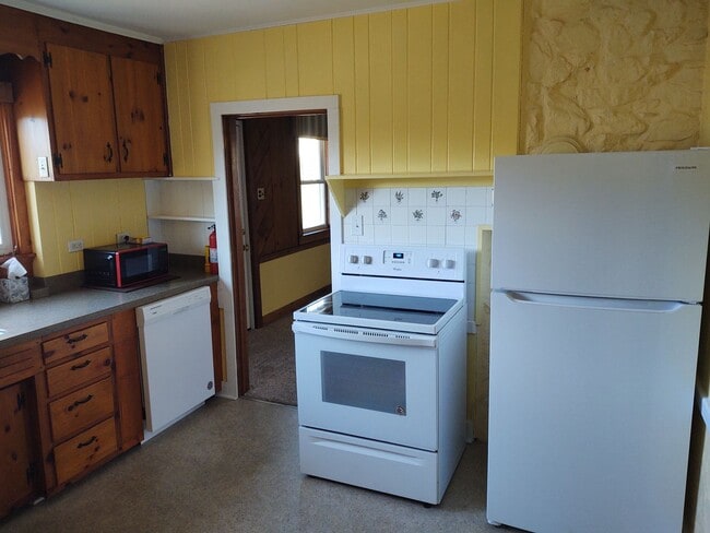 property at 14 King St