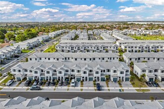 13409 SW 287th Ter in Homestead, FL - Foto de edificio - Building Photo