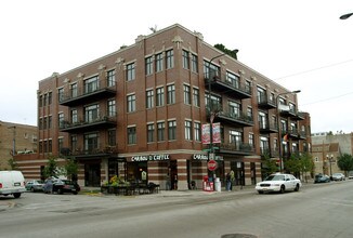 3500 N Halsted St in Chicago, IL - Building Photo - Building Photo