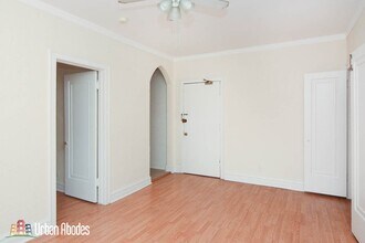 4830 N Damen Ave, Unit A04C in Chicago, IL - Building Photo - Building Photo