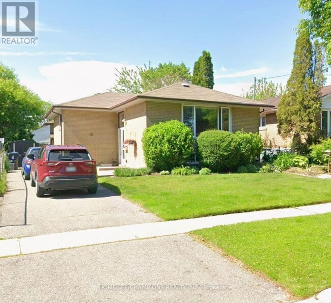 property at 10 Cunard St