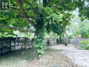 256 Oriole Pkwy in Toronto, ON - Building Photo - Building Photo