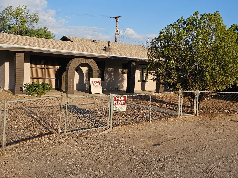 3655 San Rafael Pl in Tucson, AZ - Building Photo