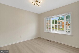 4112 Century Ct in Alexandria, VA - Building Photo - Building Photo
