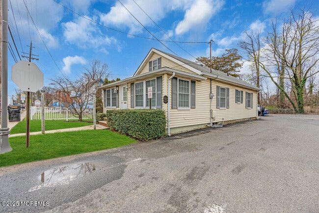 property at 615 Newman Springs Rd