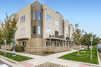 177 S Harrison St in Denver, CO - Building Photo - Building Photo