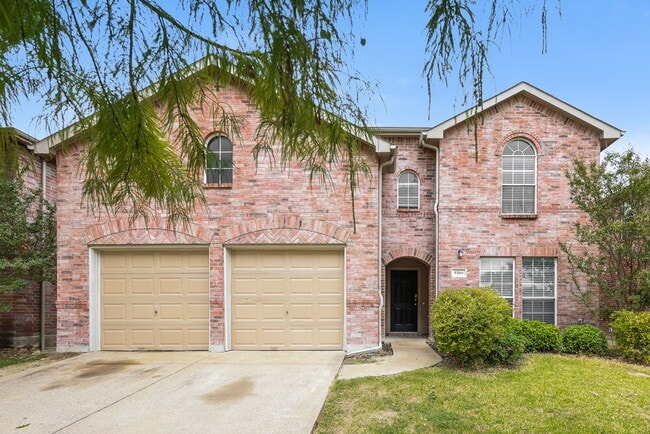 property at 2309 Raven Ct