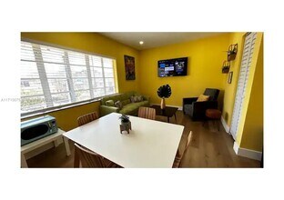 843 NW 3rd St in Miami, FL - Foto de edificio - Building Photo