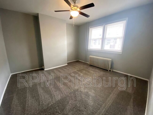 22 4th St in Sharpsburg, PA - Building Photo - Building Photo