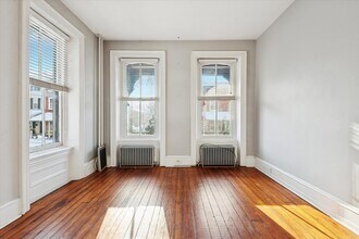 201 W Barnard St, Unit 1 in West Chester, PA - Building Photo - Building Photo