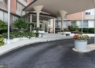 property at 1 E University Pky