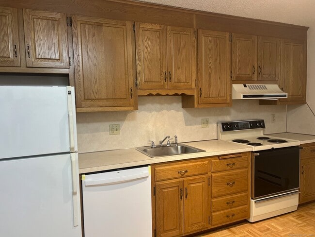 property at 21 Prospect St