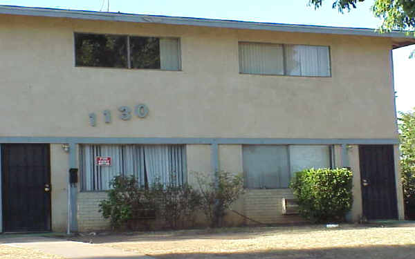 1130 Cero Cor in Redlands, CA - Building Photo