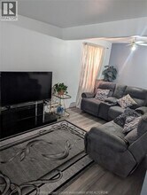 856 Pillette Rd in Windsor, ON - Building Photo - Building Photo