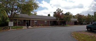 Metrolina Apartments in Charlotte, NC - Building Photo