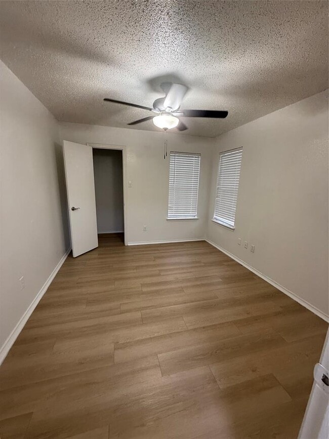 11604 Argonne Forest Trail in Austin, TX - Building Photo - Building Photo