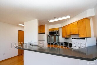 2 Fallon Pl in San Francisco, CA - Building Photo - Building Photo