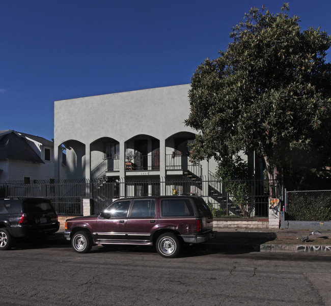 2431 Hancock St in Los Angeles, CA - Building Photo - Building Photo