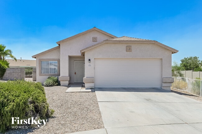 property at 3054 S Vaughn Dr