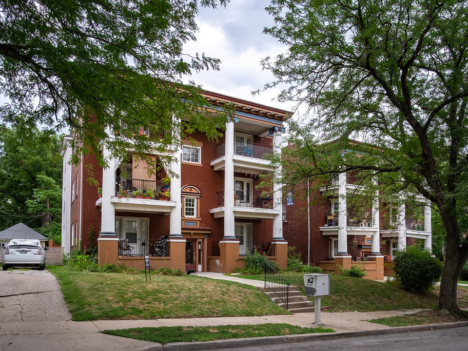 4341 Harrison St in Kansas City, MO - Building Photo