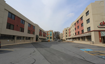 North Bethesda Market Phase I in Rockville, MD - Building Photo - Building Photo