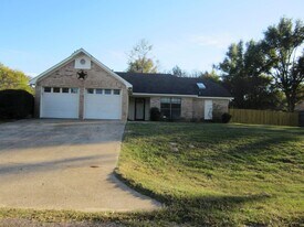 103 Wendy Dr in Whitehouse, TX - Building Photo