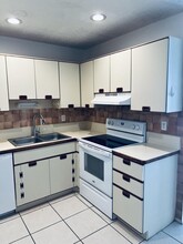 4409 SE Hamilton Ln in Stuart, FL - Building Photo - Building Photo