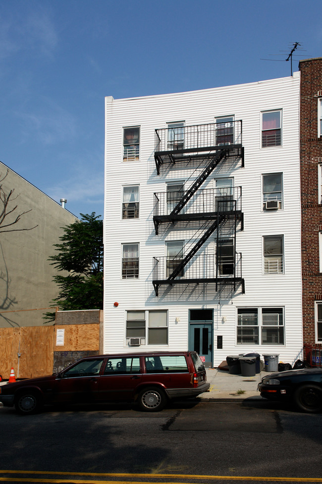 666 6th Ave in Brooklyn, NY - Building Photo - Building Photo