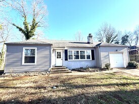 602 Lookout Ct SE in Knoxville, TN - Building Photo