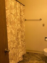969 Custer St in Dickinson, ND - Building Photo - Building Photo