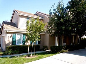4090 Callaway Pl in Dublin, CA - Building Photo - Building Photo