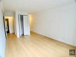 East 39th Street in New York, NY - Building Photo - Building Photo