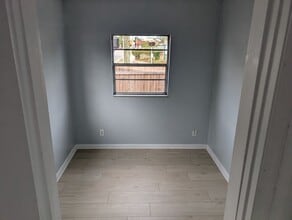 1316 Holmes Ave in Tampa, FL - Building Photo - Building Photo