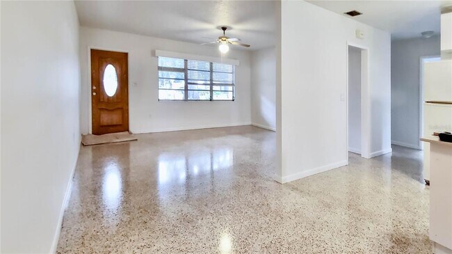 3266 Jolson Dr in Sarasota, FL - Building Photo - Building Photo