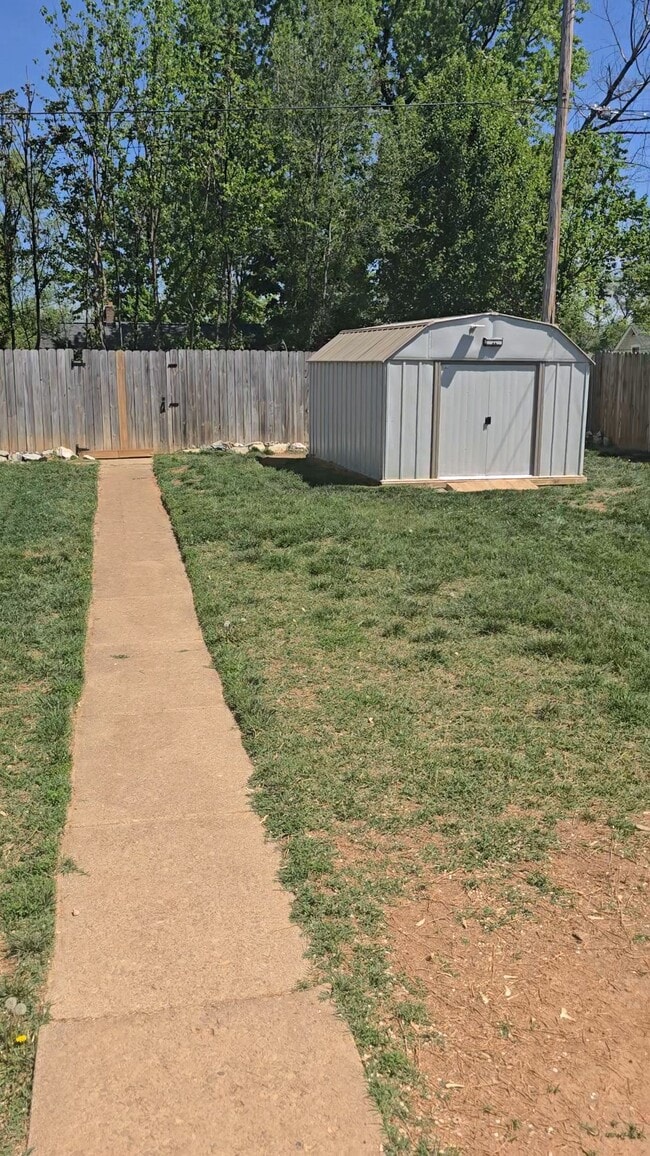 4029 Maine Ave NW in Roanoke, VA - Building Photo - Building Photo