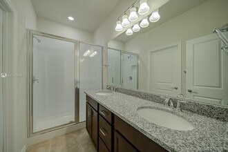 1280 Eucalyptus Dr-Unit -3 in Hollywood, FL - Foto de edificio - Building Photo
