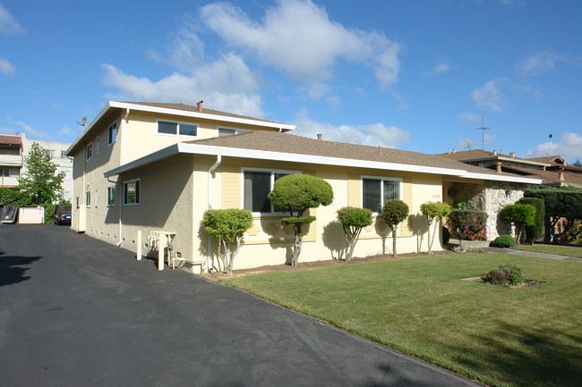 1325 Castlemont Ave in San Jose, CA - Building Photo - Building Photo