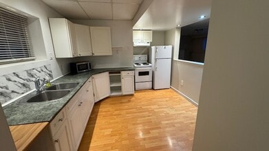6548 Fern St in Chilliwack, BC - Building Photo - Building Photo