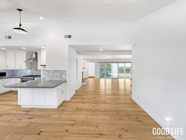 12671 Barrett Ln in Santa Ana, CA - Building Photo - Building Photo