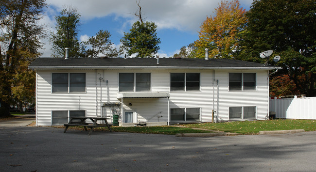 316 Center St in Huron, OH - Building Photo - Building Photo