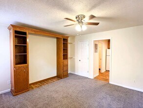 100 Ballygar St, Unit M in Clarksville, TN - Building Photo - Building Photo