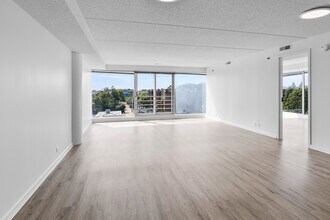 1770 1st St in Highland Park, IL - Building Photo - Building Photo