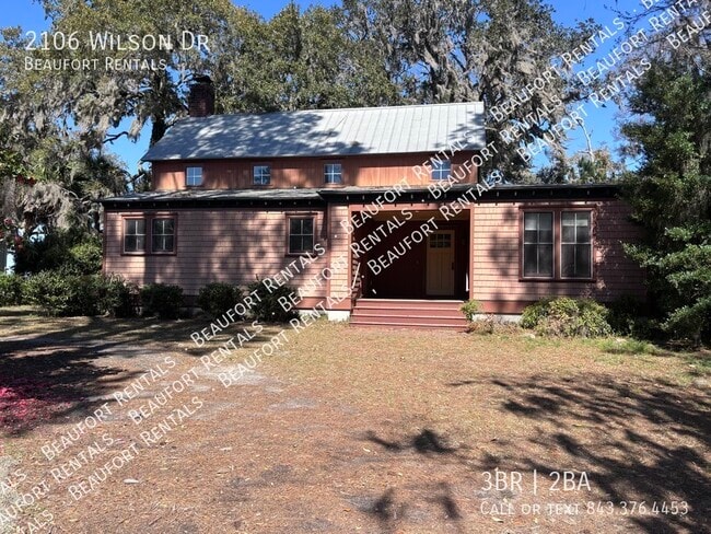 property at 2106 Wilson Dr