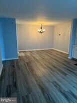 10205 Ashbrooke Ct in Oakton, VA - Building Photo