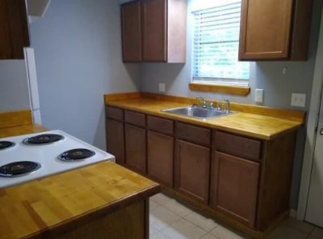 property at 1867 Florida Dr