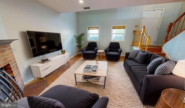5612 Gresham Ln in Centreville, VA - Building Photo - Building Photo